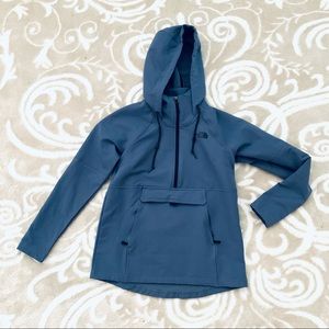 The North Face women’s half zip pullover jacket XS